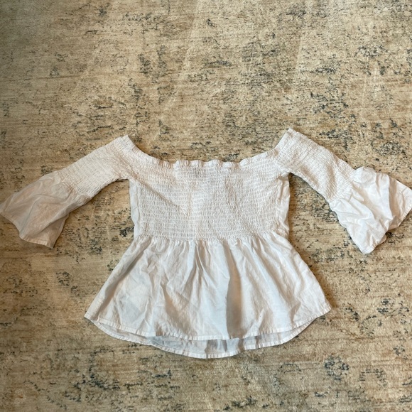 MinkPink Off the Shoulder Cotton Linen Top - Picture 4 of 5